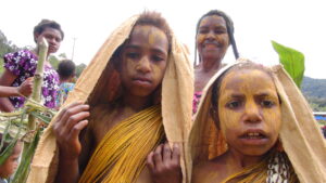 Straight outta Menyamya: Adventures with bows and arrows